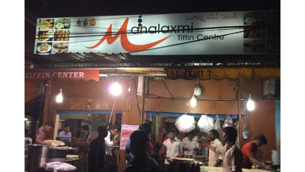 Never Miss This Dosa in Hyderabad The Real Best Dosa's in Old City. 4 Mahalakshmi tiffin agapura